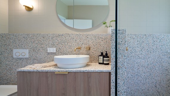 Mosman Bathroom (© Adam Powell)